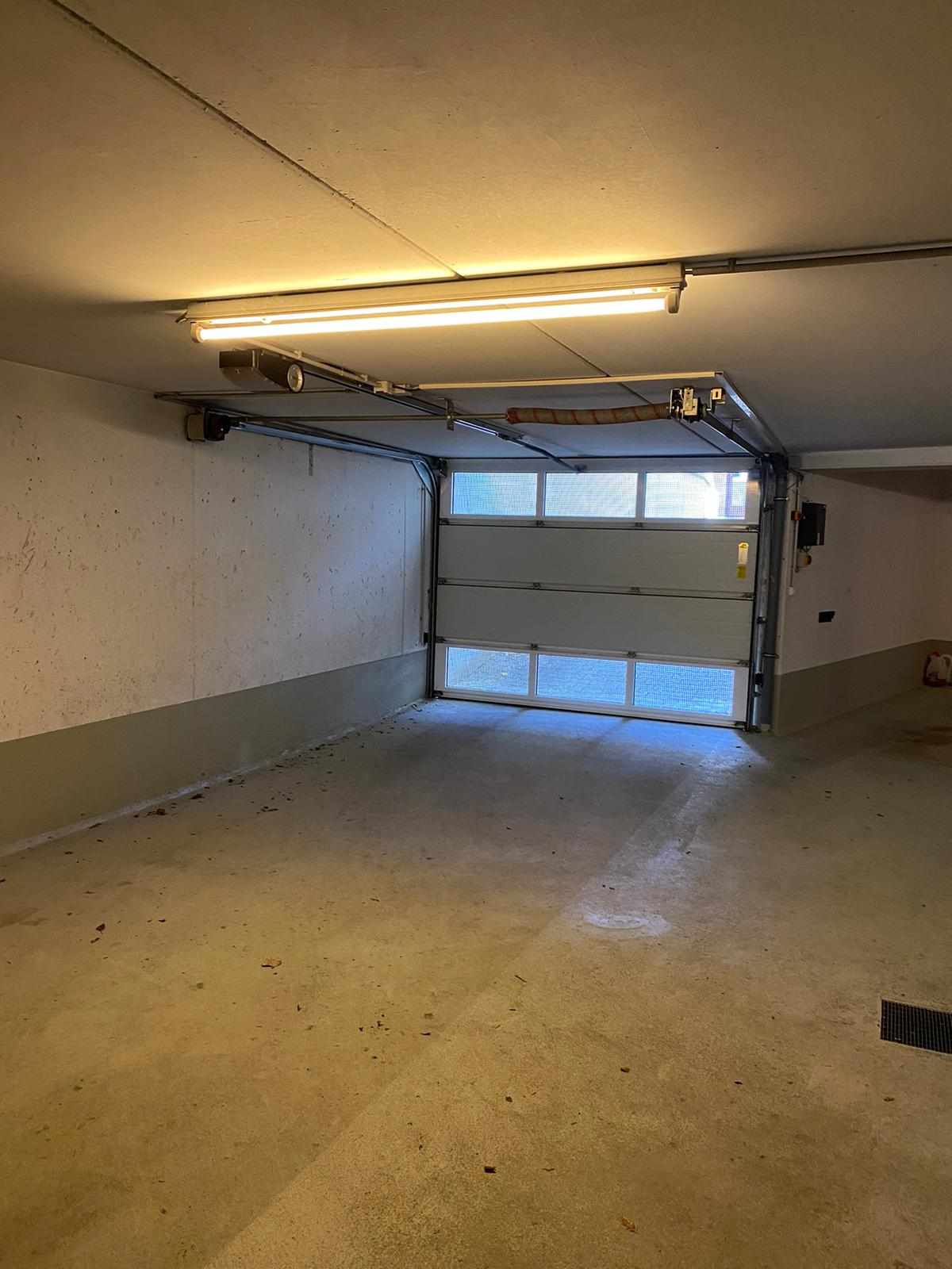 Tiefgaragen Stellplatz zu vermieten -Sindelfingen Stadtzentrum-